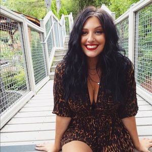 Meet your Posher, Chloe